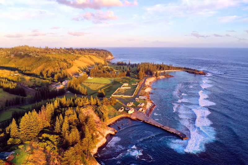 Seeking Experienced Chef  - Work On Beautiful Norfolk Island! Start Early August